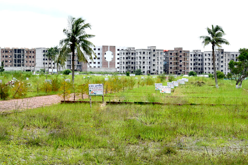 A R Properties & Developers